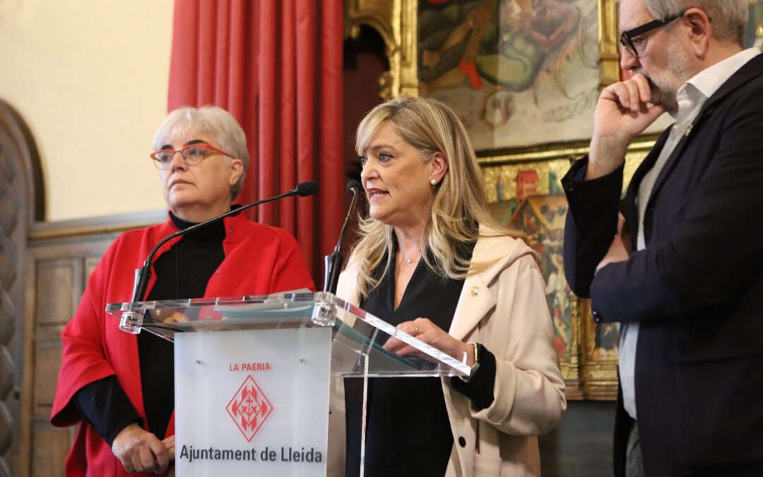 Violant Cervera explica l'acord entre Junts i el PSC per a l'aprovació dels pressupostos 2024 de la Paeria