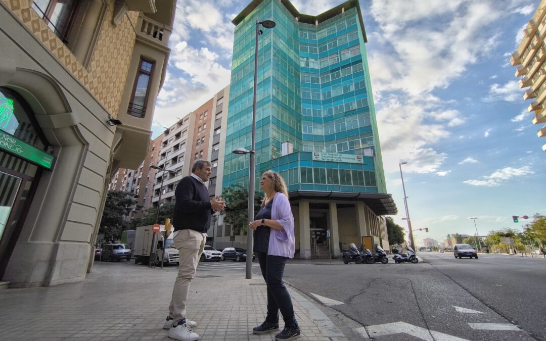 Insistim a la Paeria que exigeixi solucions davant l’estat ruïnós de l’edifici dels sindicats de Lleida