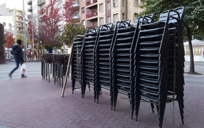 Demanem que les terrasses de Lleida mostrin de manera visible el nombre de taules autoritzades